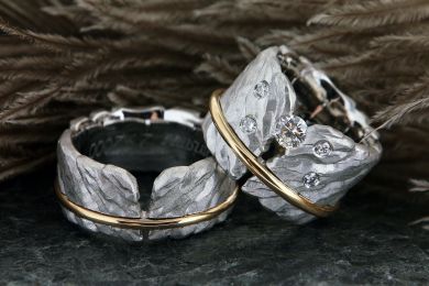 Jubiläumsringe, Reifen aus alten Eheringen Brillanten von Kundin verwendet 